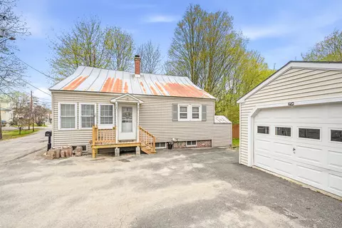 Exterior - 2 Grove Ct, Waterville, ME 04901 photo 3 of 6