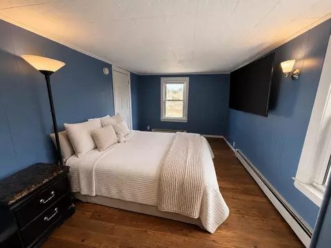 Bedroom - 402 Roosevelt Trl, Windham, ME 04062 photo 1 of 2