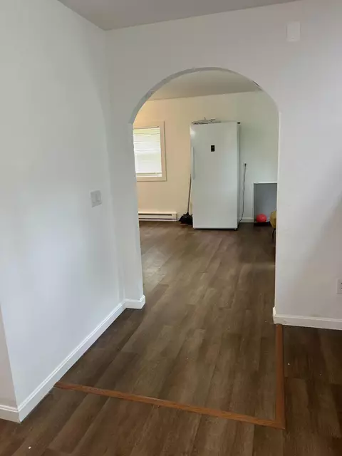 Entry Way - 10 Old Orchard Rd, Gorham, ME 04038 photo 1 of 8