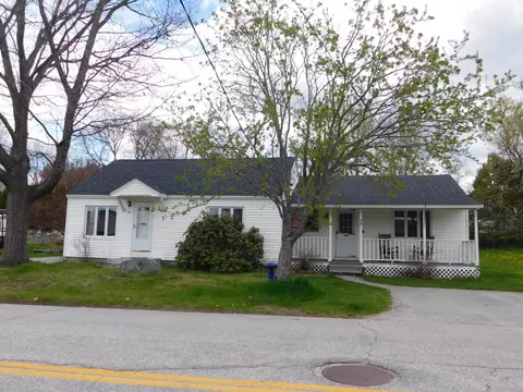 58 Fair St, Lewiston, ME 04240