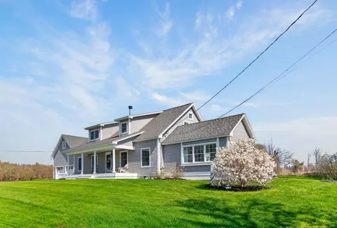 3 Merriconeag Ln, Harpswell, ME 04079