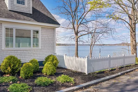 10 Helene St, Portland, ME 04103