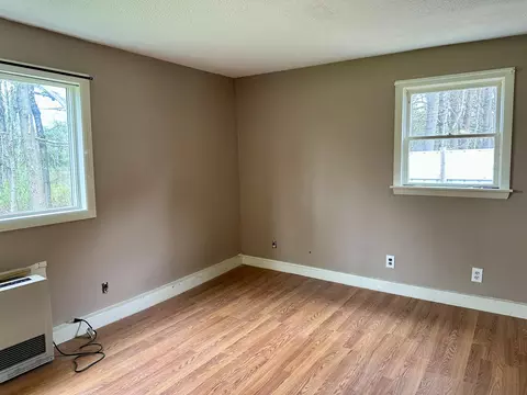Bedroom - 28 Mount Vernon Rd, Augusta, ME 04330 photo 1 of 2