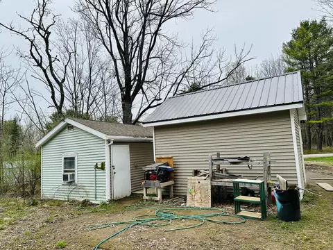 Exterior - 28 Mount Vernon Rd, Augusta, ME 04330 photo 5 of 7