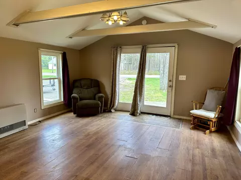 Living - 28 Mount Vernon Rd, Augusta, ME 04330 photo 2 of 3