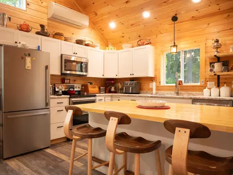 Kitchen - 320 Hinks Rd, Jefferson, ME 04348 photo 1 of 6