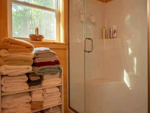 Bath - 320 Hinks Rd, Jefferson, ME 04348 photo 7 of 7