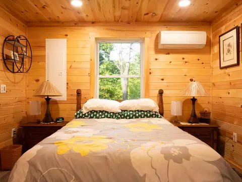 Bedroom - 320 Hinks Rd, Jefferson, ME 04348 photo 2 of 7
