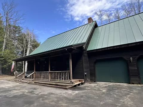 1010 River Bend Rd, Carrabassett Valley, ME 04947