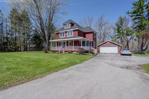 Exterior - 948 N Main St, Brewer, ME 04412 photo 2 of 23