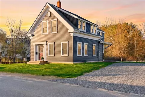 15 Lincoln St, Richmond, ME 04357
