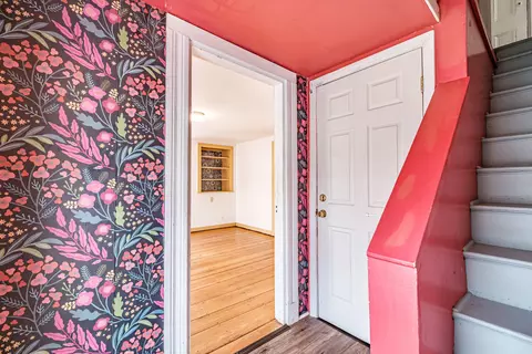 Entry Way - 6 Narragansett St, Gorham, ME 04038 photo 7 of 10