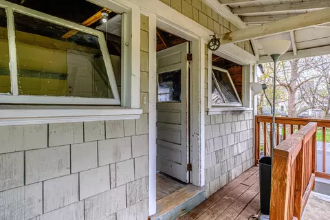 Exterior - 6 Narragansett St, Gorham, ME 04038 photo 7 of 8
