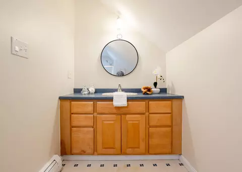 Bath - 6 Samuels Way, Gorham, ME 04038 photo 5 of 6