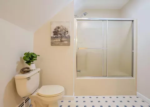 Bath - 6 Samuels Way, Gorham, ME 04038 photo 6 of 6