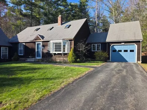 38 Cluf Bay Rd #38, Brunswick, ME 04011