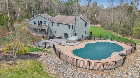 35 Barstow Rd, Gorham, ME 04038 photo 4