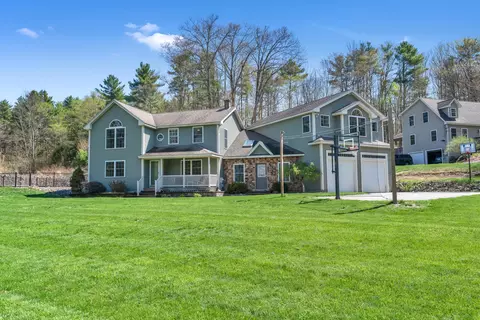 35 Barstow Rd, Gorham, ME 04038 photo 2