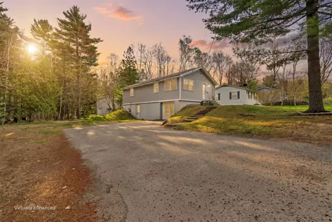 30 Hilliard St, Old Town, ME 04468
