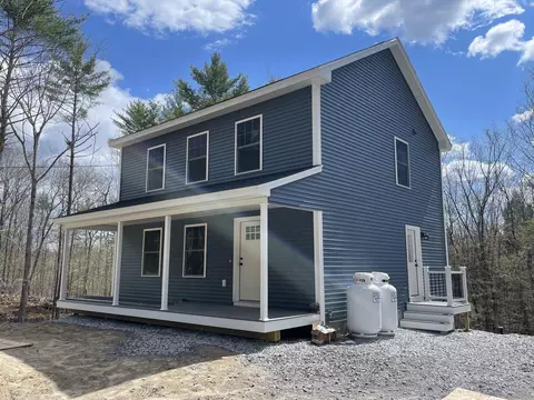 201 Dunton Rd, Naples, ME 04055