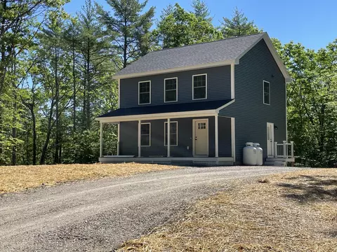 201 Dunton Rd, Naples, ME 04055
