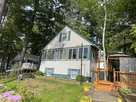 130 Williamson Rd, Manchester, ME 04351
