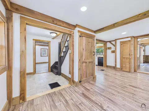 Entry Way - 990 Pond Rd, Sidney, ME 04330 photo 2 of 4