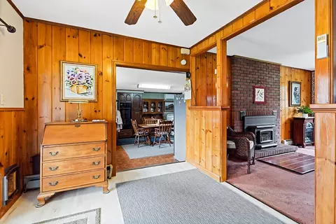 Entry Way - 703 Hallowell Rd, Chelsea, ME 04330 photo 2 of 3