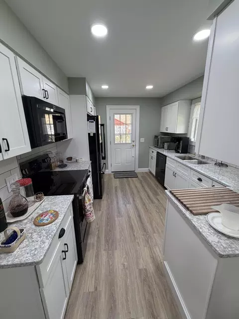 Kitchen - 5 Middle, Millinocket, ME 04462 photo 1 of 3