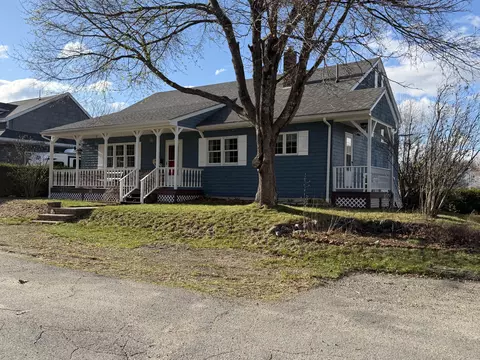5 Middle, Millinocket, ME 04462