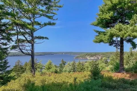 61 Rotunda Hill Rd, Georgetown, ME 04548