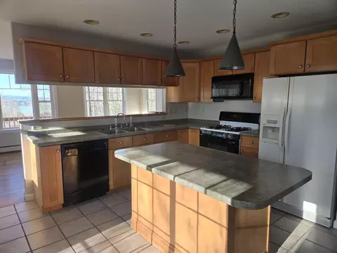 Kitchen - 36 Lakeview Ln, Harrison, ME 04040 photo 1 of 8