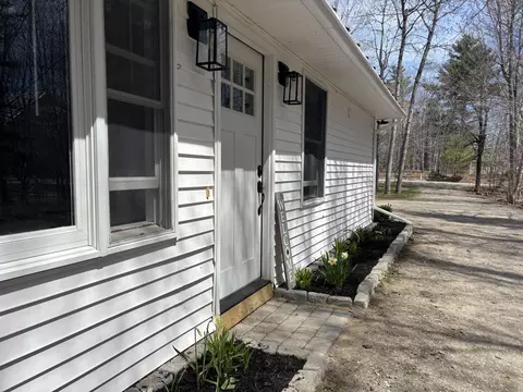 64 Woodland Rd, Ellsworth, ME 04605