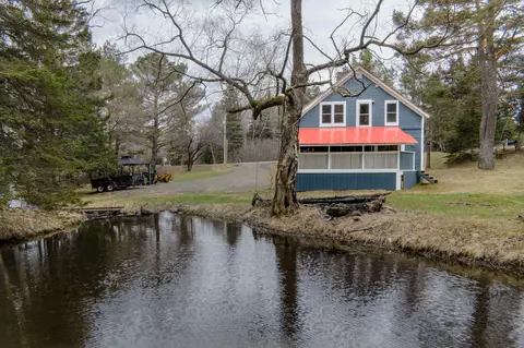 2879 Main St, Rangeley, ME 04970