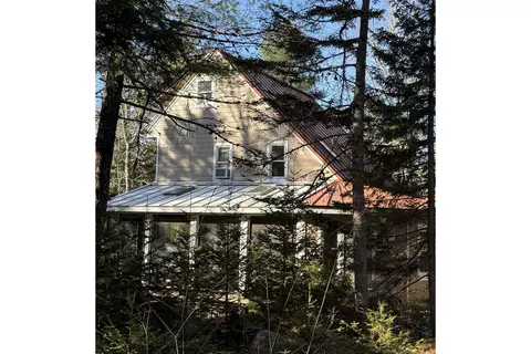 258 Kingdom Rd, Blue Hill, ME 04614