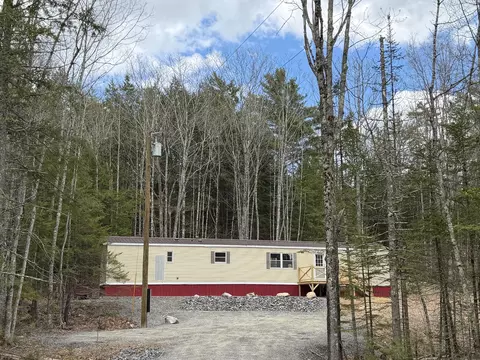896 Middle Rd, Dresden, ME 04342