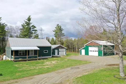 877 Hole In The Wall Rd, Solon, ME 04979