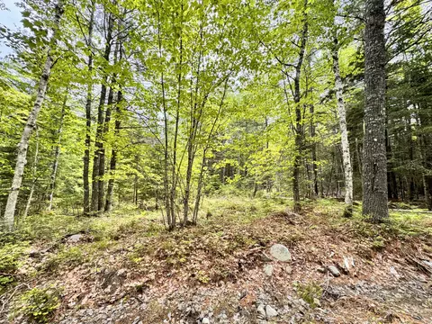 18 Back Pasture Ln # -B, Blue Hill, ME 04614