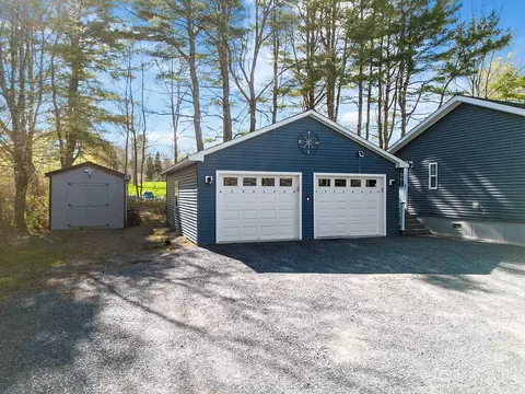 3830 Middle Rd, Sidney, ME 04330 photo 7