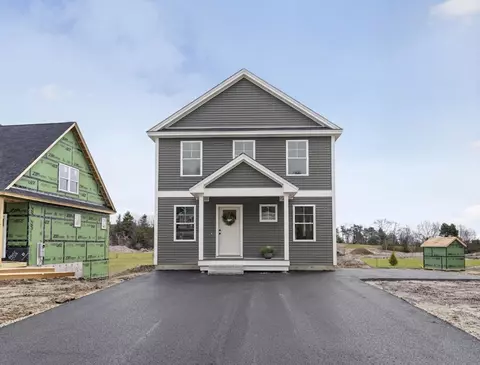 18 Feldspar Ln #25, Cumberland, ME 04021