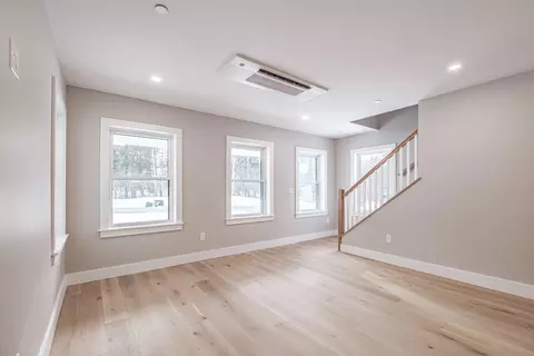 Living - 21 Fairway Commons Dr #5, Gorham, ME 04038 photo 1 of 7