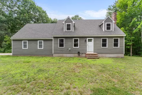 1 Waterman Dr, Waterboro, ME 04087