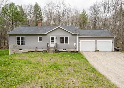 Exterior - 10 Contant Dr, Gray, ME 04039 photo 7 of 13