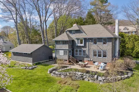 160 Craigie St, Portland, ME 04102