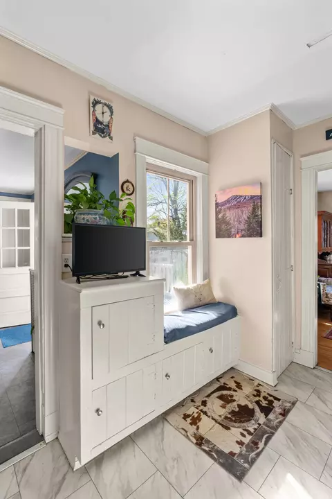 Entry Way - 3 Elsinore Ave, Bath, ME 04530 photo 4 of 14