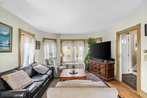 Living - 3 Elsinore Ave, Bath, ME 04530 photo 1 of 3