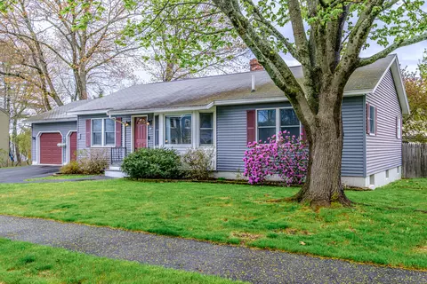29 Clapboard Rd, Portland, ME 04103