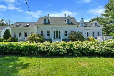 88-90 Old Pool Rd, Biddeford, ME 04005
