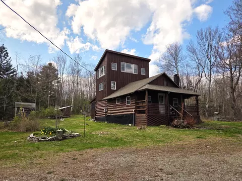 156 Blanket Ln, Stockton Springs, ME 04981