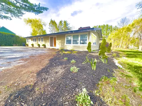 410 Mount Hope Ave, Bangor, ME 04401